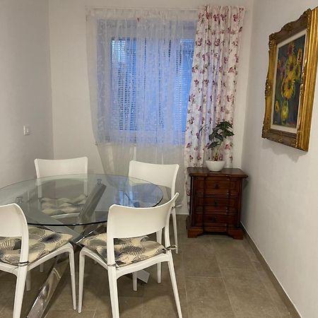 Apartmaji Meduza 2 Apartment Izola Exterior foto