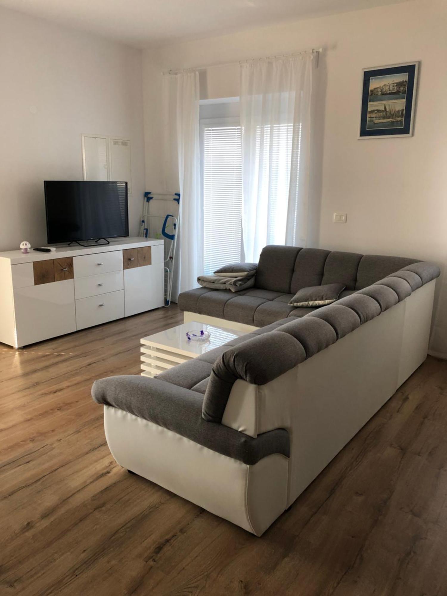 Apartmaji Meduza 2 Apartment Izola Exterior foto